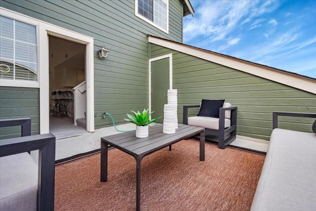1308 Danberry Lane, Daly City CA: https://media.crmls.org/mediaz/8f23e580-4f6e-4166-8e53-3764034668a7.jpg