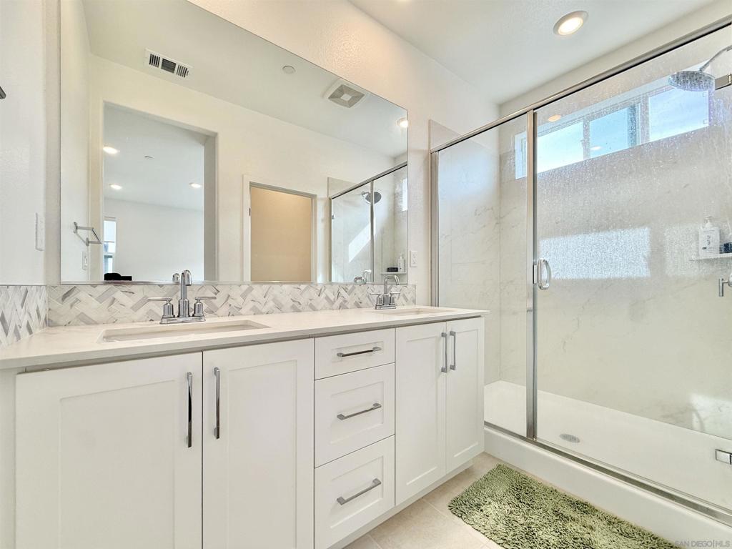 14136 Jonah Way - photo 11