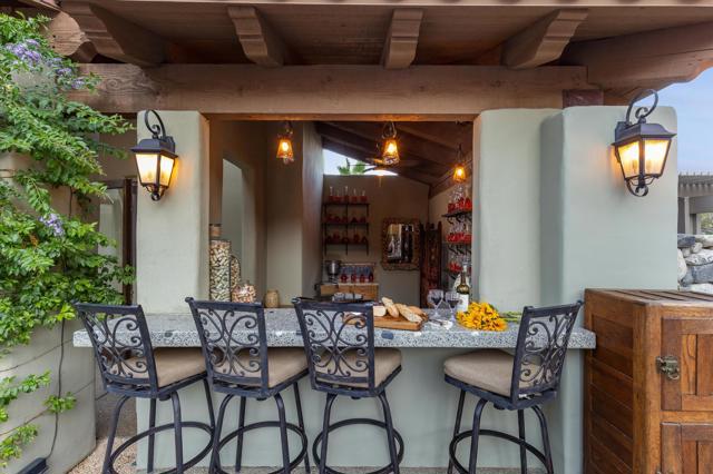 2489 Tuscany Heights Drive, Palm Springs CA: https://media.crmls.org/mediaz/8f24cddd-e02c-43fb-9007-1c3802148638.jpg