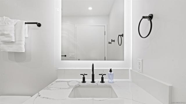 325 7Th Ave, San Diego CA: https://media.crmls.org/mediaz/8f25d76e-56c6-48e8-83ef-a0ee7c52dc13.jpg