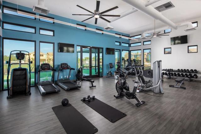 2817 Earthened Walk, Sacramento CA: https://media.crmls.org/mediaz/8f25e963-fdc9-4f5e-9545-b4618fa8eb2c.jpg