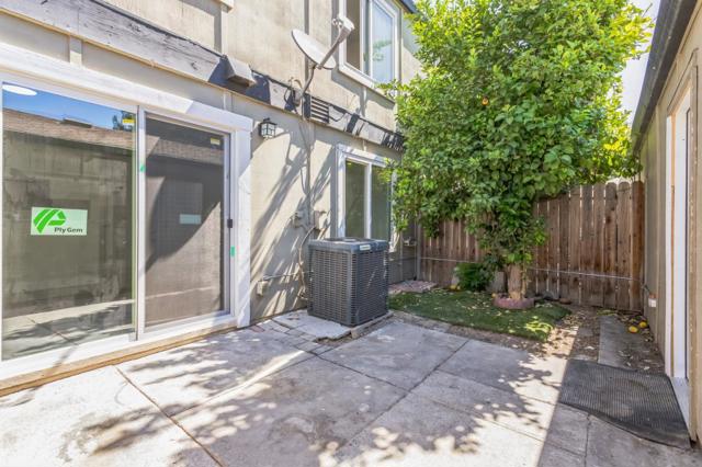 141 Rainier Lane, Antioch CA: https://media.crmls.org/mediaz/8f25f165-6473-4763-90bf-a90a84b5b605.jpg