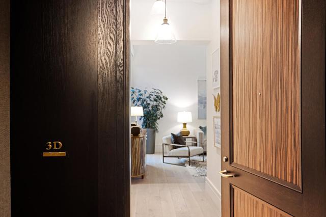 288 Pacific Avenue, San Francisco CA: https://media.crmls.org/mediaz/8f2668d4-fe31-4f69-8fc9-2423f80f2dae.jpg