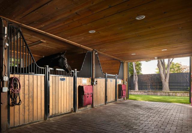 Image 4 of 39 For 15731 Via De Santa Fe