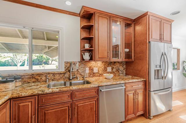 2153 Pruneridge Avenue, Santa Clara CA: https://media.crmls.org/mediaz/8f26c6c3-1c7c-4131-b31a-7c734d97e188.jpg