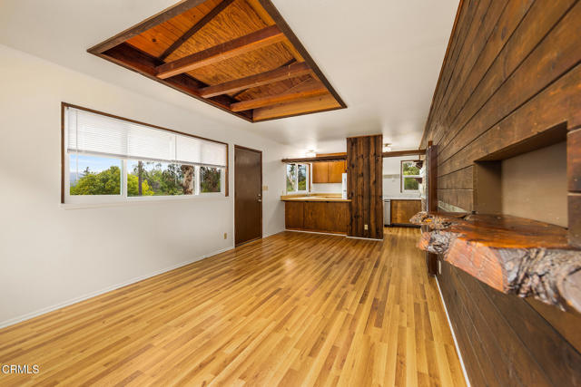 11220 N Ventura Avenue, Ojai CA: https://media.crmls.org/mediaz/8f26c7e9-eb58-4ba9-ad74-4550eb6476e6.jpg