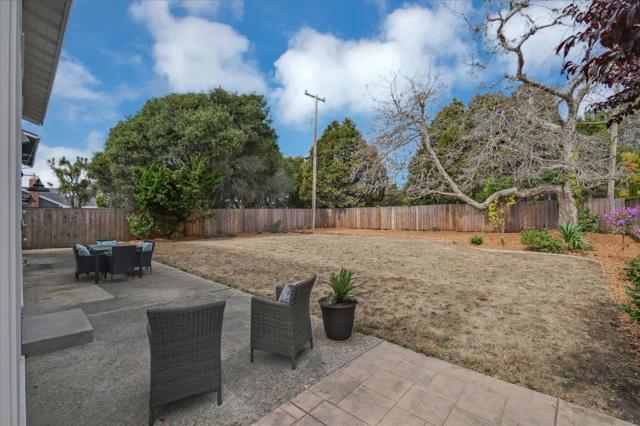 621 Monterey Avenue, Capitola CA: https://media.crmls.org/mediaz/8f26f6c4-c7b9-4d0b-857e-7d6a7a532af4.jpg
