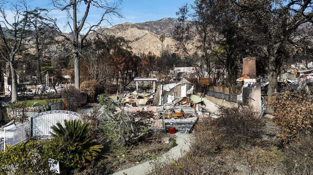 734 Via Arezzo Place Altadena img 2