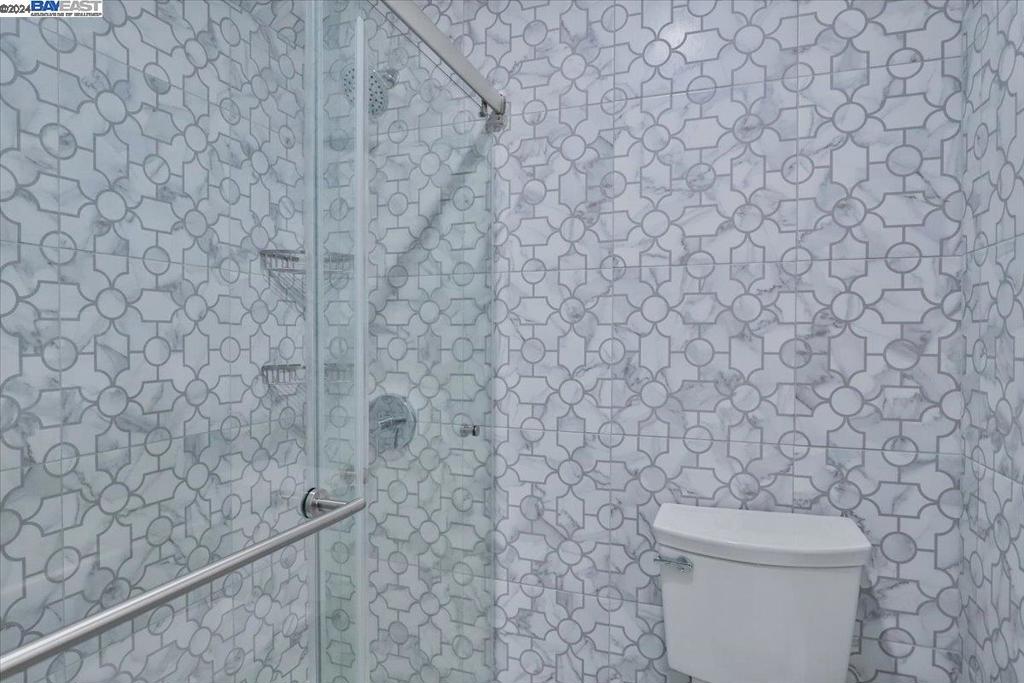 https://media.crmls.org/mediaz/8f27d14a-437a-4a82-9eff-fa905e6e4c10.jpg?preset=X-Large