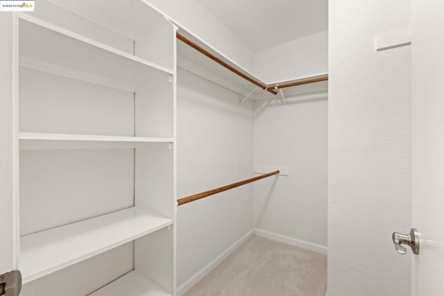 520 Canyon Oaks, Oakland CA: https://media.crmls.org/mediaz/8f28f359-eccf-4e9c-bdef-fbbb574eb7f9.jpg