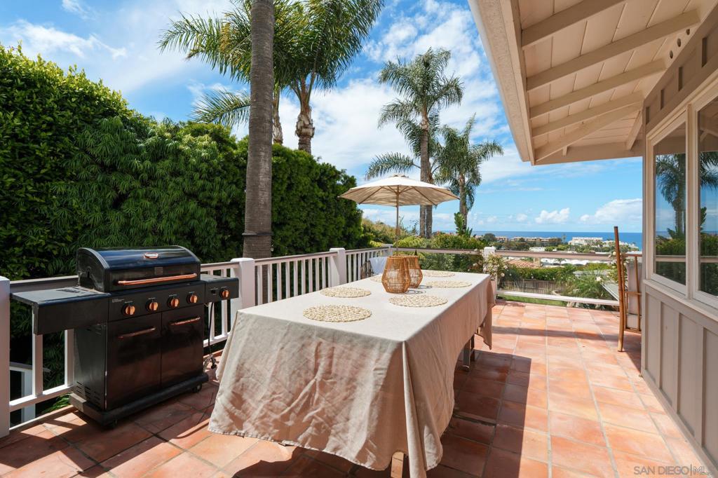 217 Granados - photo 13