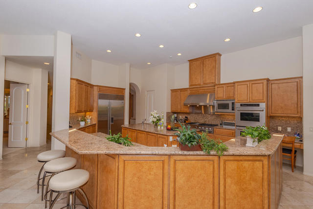 38111 Tandika N Trail, Palm Desert CA: https://media.crmls.org/mediaz/8f2a7765-ddf6-4d1f-9a39-53f1fcf49b83.jpg