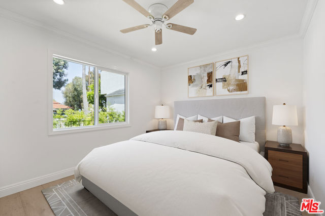 2806 Pacific Coast Highway, Torrance CA: https://media.crmls.org/mediaz/8f2ac0ce-f7ee-437e-8d8a-8f05d9918054.jpg