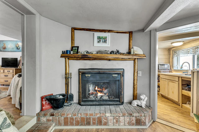 25585 Alderwood St Street, Idyllwild CA: https://media.crmls.org/mediaz/8f2af17d-fecd-4acd-9b64-83e48726efe2.jpg