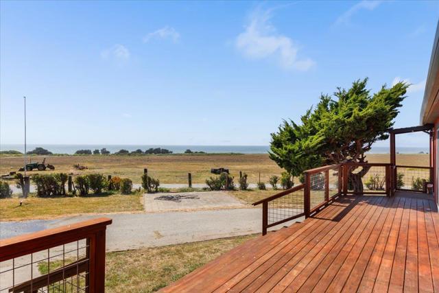 1263 Reservoir Road, Pescadero CA: https://media.crmls.org/mediaz/8f2b59d8-35da-480f-840c-0edf6ed6d738.jpg