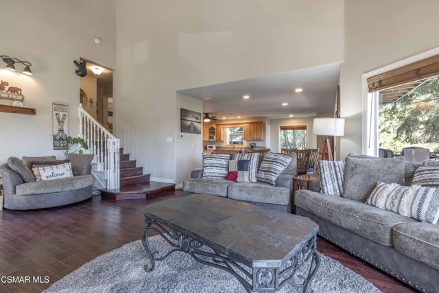 852 Cameron Drive, Big Bear CA: https://media.crmls.org/mediaz/8f2b8f0b-1114-4151-9282-1483266ef646.jpg