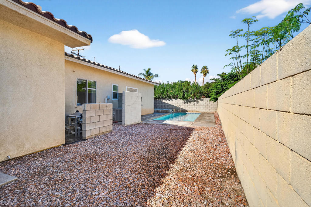 MLS #219139123PS image #31