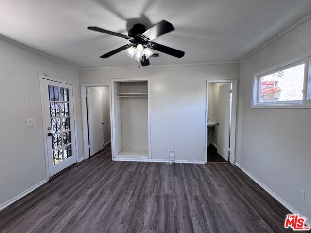 8850 S Wilton Place, Los Angeles CA: https://media.crmls.org/mediaz/8f2cc0e6-e656-483e-8b7e-7b901f266e33.jpg