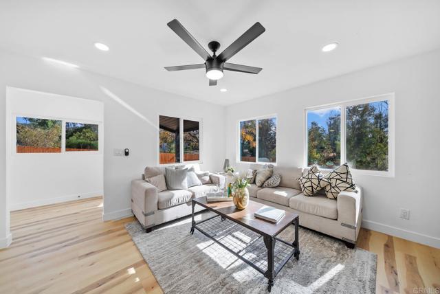 Image 8 of 51 For 11564 Manzanita Road
