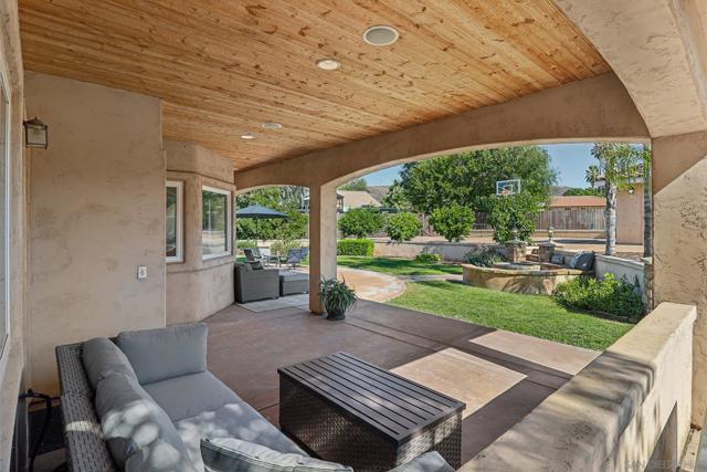 16112 Arena Drive, Ramona CA: https://media.crmls.org/mediaz/8f2ce56d-2781-4fba-88b0-7ae0821f642e.jpg