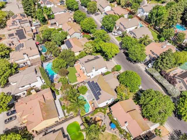 840 Menay Dr, Tracy CA: https://media.crmls.org/mediaz/8f2ce7ba-f824-46db-87a1-0f870da4263d.jpg