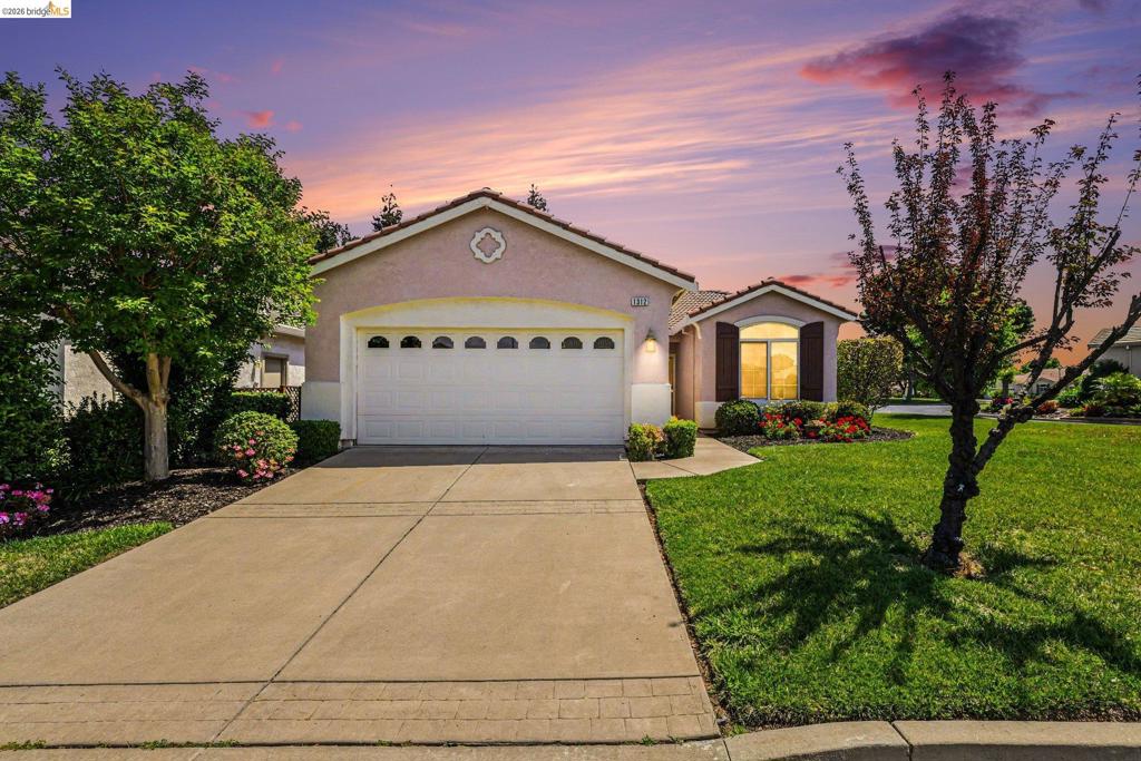 1312 Pearl Way
