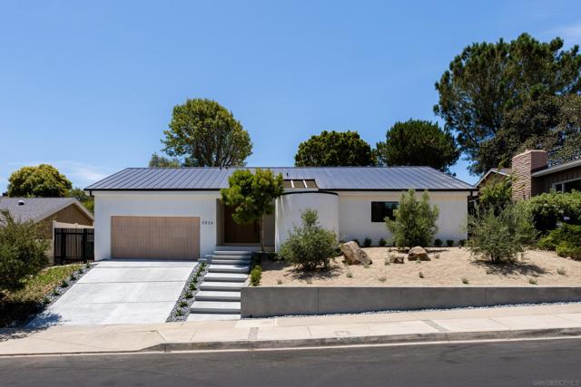 5826 Soledad Mountain Rd, La Jolla CA: https://media.crmls.org/mediaz/8f2e81c2-5fdb-4cc7-803a-179ca502e1da.jpg