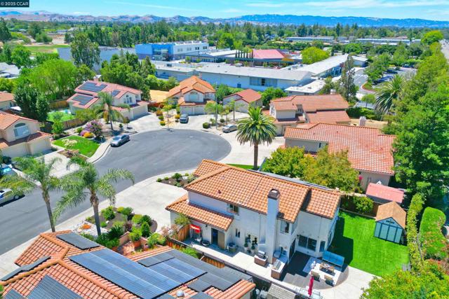 1021 Montclair Court, Livermore CA: https://media.crmls.org/mediaz/8f2fc0c7-846f-470b-a2b0-82c13aa16b5d.jpg