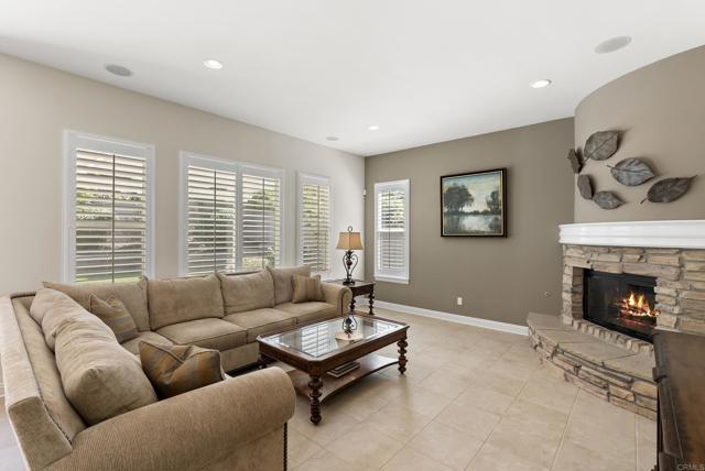 Detail Gallery Image 16 of 52 For 7062 Crystalline Dr, Carlsbad,  CA 92011 - 4 Beds | 2/1 Baths
