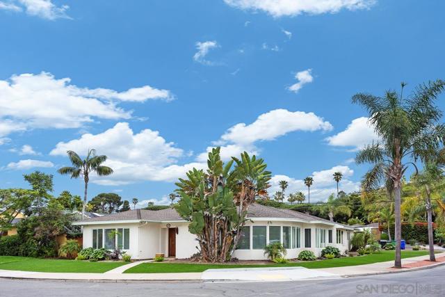 6307 Via Maria, La Jolla CA: https://media.crmls.org/mediaz/8f321a9a-6907-4e64-8913-05126009dd44.jpg