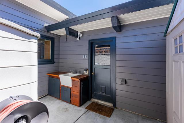 582 Morse Avenue, Sunnyvale CA: https://media.crmls.org/mediaz/8f3317ba-2718-42c3-9cf4-2474bfe65ac1.jpg