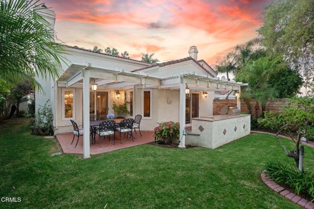 Detail Gallery Image 2 of 32 For 2112 Bermuda Dunes Pl, Oxnard,  CA 93036 - 3 Beds | 2/1 Baths