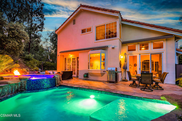 32834 Barrett Drive, Westlake Village CA: https://media.crmls.org/mediaz/8f362182-cded-4e2c-9e87-d34f27d1150d.jpg