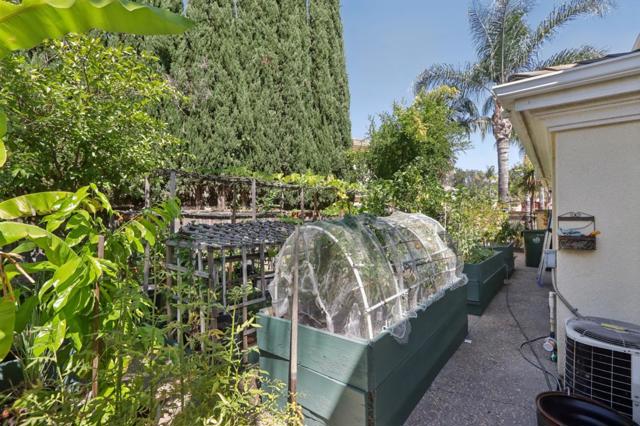 2180 Bellington Court, San Jose CA: https://media.crmls.org/mediaz/8f368e48-95ed-4af1-be51-06b177ce3ebe.jpg