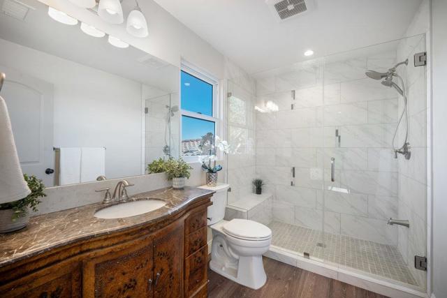 8772 Foxglove Court, Gilroy CA: https://media.crmls.org/mediaz/8f36ca14-bc03-447f-92de-be50d6e71dcc.jpg