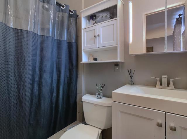 8644 Via Del Luz, El Cajon CA: https://media.crmls.org/mediaz/8f374fce-1c03-46d6-a270-a561324ac21a.jpg