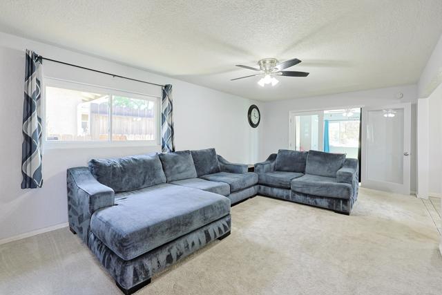 Image 2 of 27 For 7907 Longdale