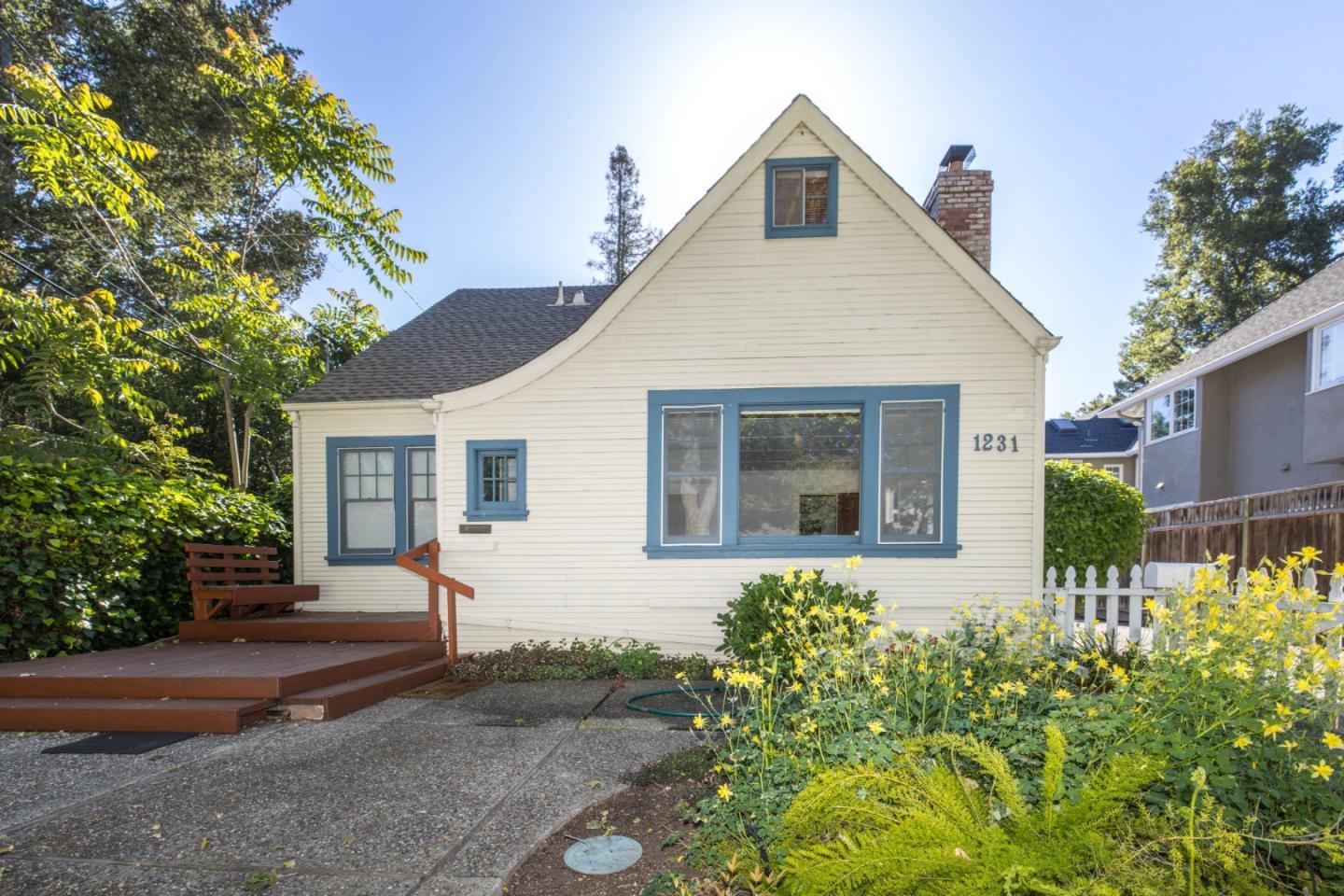 0 Wilson Street, Palo Alto CA: https://media.crmls.org/mediaz/8f376ad5-b149-44f6-9e6f-8afdbc71d6ae