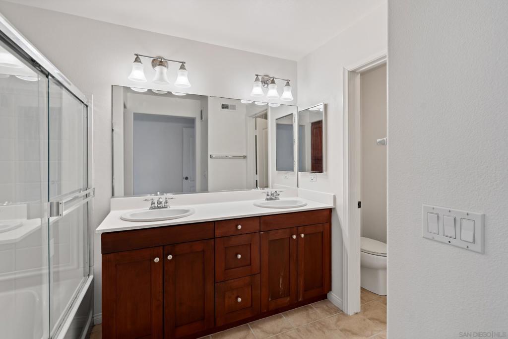 3538 Shoreline Bluff Lane - photo 11