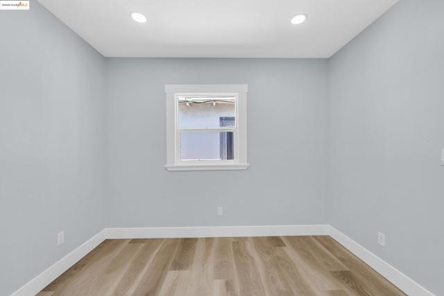 2427 67th Ave, Oakland CA: https://media.crmls.org/mediaz/8f3954db-4162-4880-9172-af2aa9c39b01.jpg