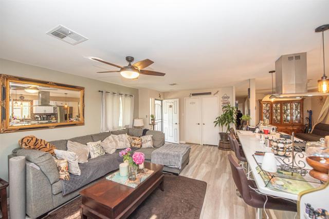 1010 Bobier Dr E, Vista CA: https://media.crmls.org/mediaz/8f39694c-f3b4-4f79-b4a4-efdf79b8a393.jpg