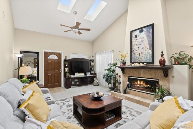 770 Kedzie Ave, San Diego CA: https://media.crmls.org/mediaz/8f3a8965-19a4-404b-8eba-d5edd8319a96.jpg