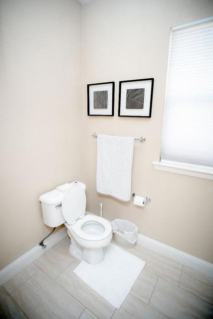 2628 Acapulco Way, Modesto CA: https://media.crmls.org/mediaz/8f3ab22b-6a96-4f7e-acf8-1c523648fb9e.jpg