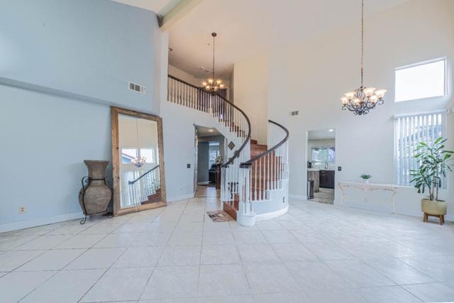 1454 Madrone Drive, Salinas CA: https://media.crmls.org/mediaz/8f3b3fe8-e4b7-4ba6-9696-61f64668f794.jpg