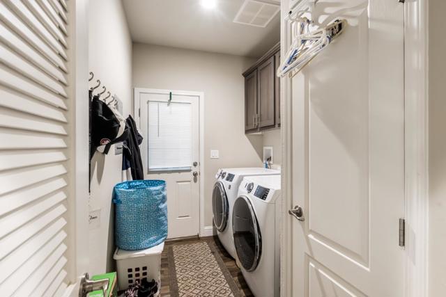 99 Timber Cove, Campbell CA: https://media.crmls.org/mediaz/8f3b7be7-a57d-43dc-a819-f942c840b7f2.jpg