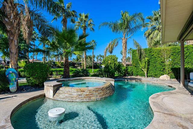 48170 Hjorth Street, Indio CA: https://media.crmls.org/mediaz/8f3bc982-09c3-4836-8957-e6ea35a87414.jpg