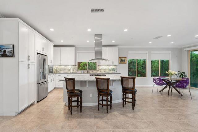 82660 E Mccarroll Drive, Indio CA: https://media.crmls.org/mediaz/8f3c0def-0e82-439a-979d-f11a6986c588.jpg