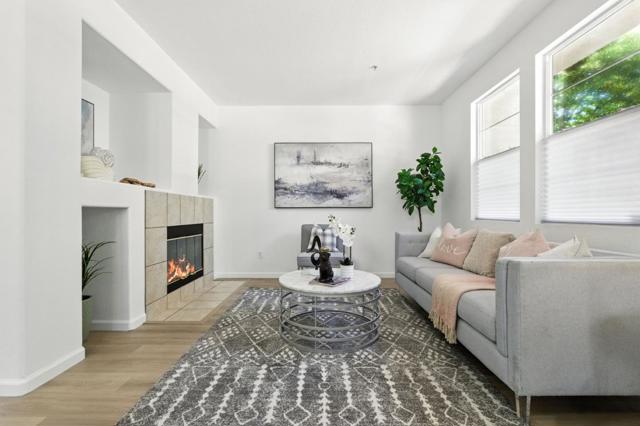 728 City Walk Place, Hayward CA: https://media.crmls.org/mediaz/8f3c8c83-ef6b-4477-8958-f369e14581a2.jpg