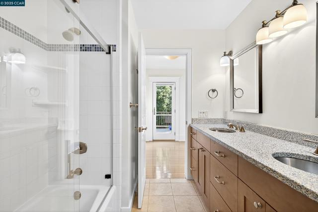 1206 Rimer Dr, Moraga CA: https://media.crmls.org/mediaz/8f3ec2cf-faab-4c49-ba0a-e9b2515ef0ea.jpg