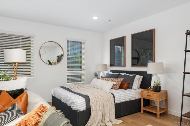 Image 3 of 7 For 2426 Fourth Avenue 307